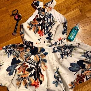 Lulus tropical cocktail dress 👗